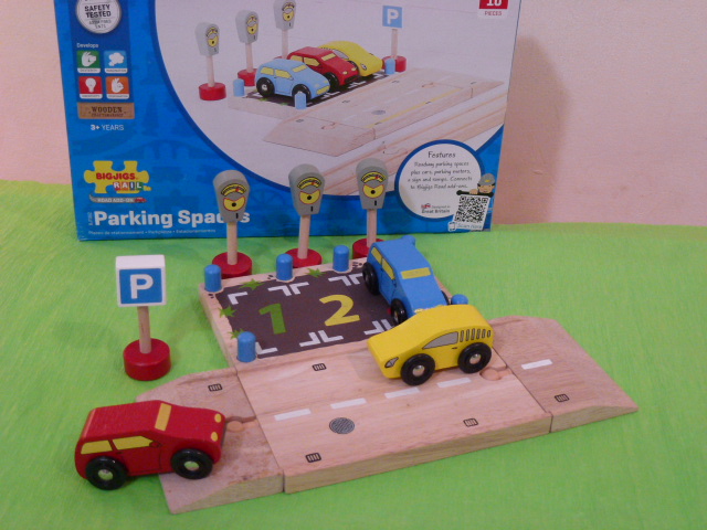 Parking z autkami (pasują też do torów)